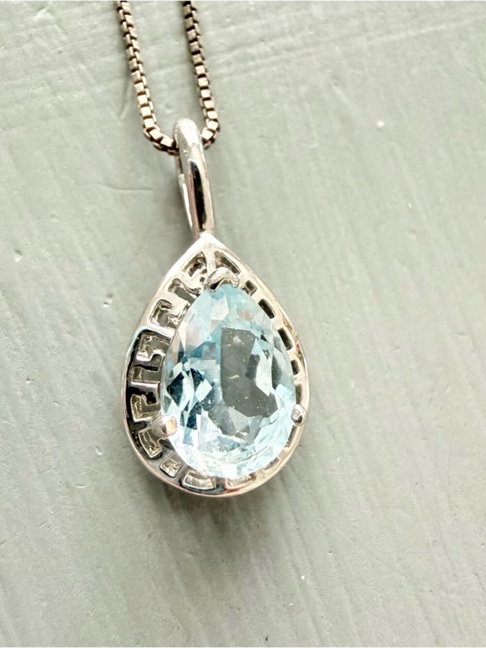 925 Sterling Silver Topaz Pendant Necklace